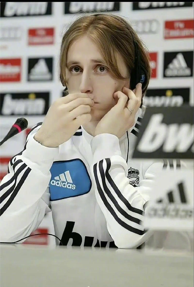 巴里奥斯：进球后我们踢得太着急了，应该多传一两脚过渡一下