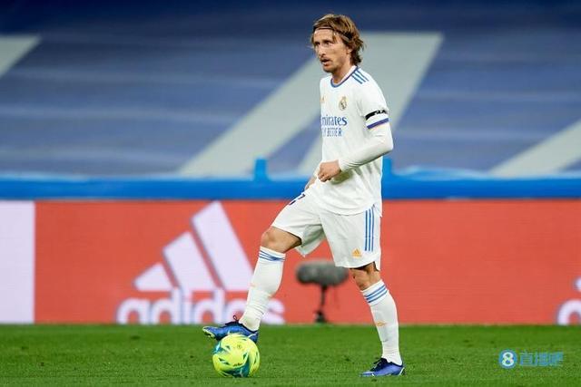 湖记：今日绝对是詹姆斯复出后最佳表现，他在进攻端状态拉满